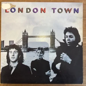 Wings - London Town (Tweedehands LP)