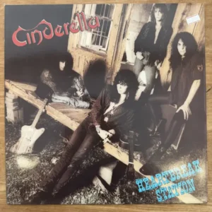 Cinderella - Heartbreak Station (EU 1990 Tweedehands LP)