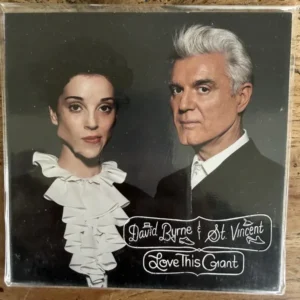 David Byrne, St. Vincent - Love This Giant (Tweedehands CD Taiwan 2012)